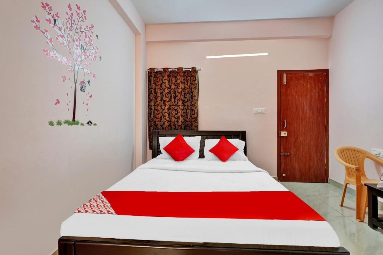 Spot On Sanjay Lodge Yelahanka Esterno foto