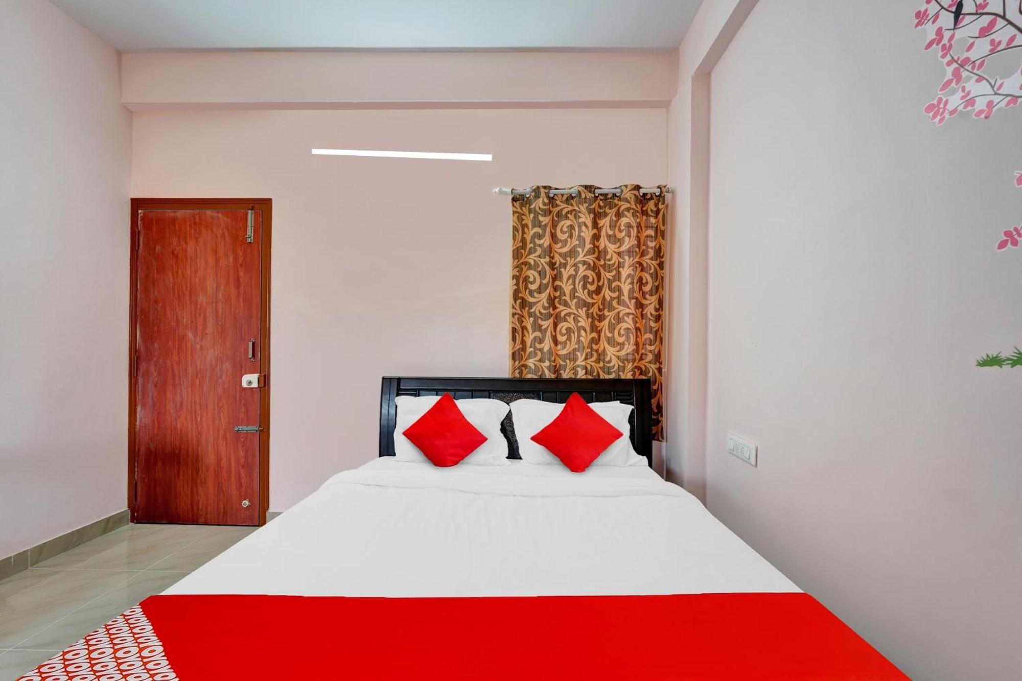 Spot On Sanjay Lodge Yelahanka Esterno foto